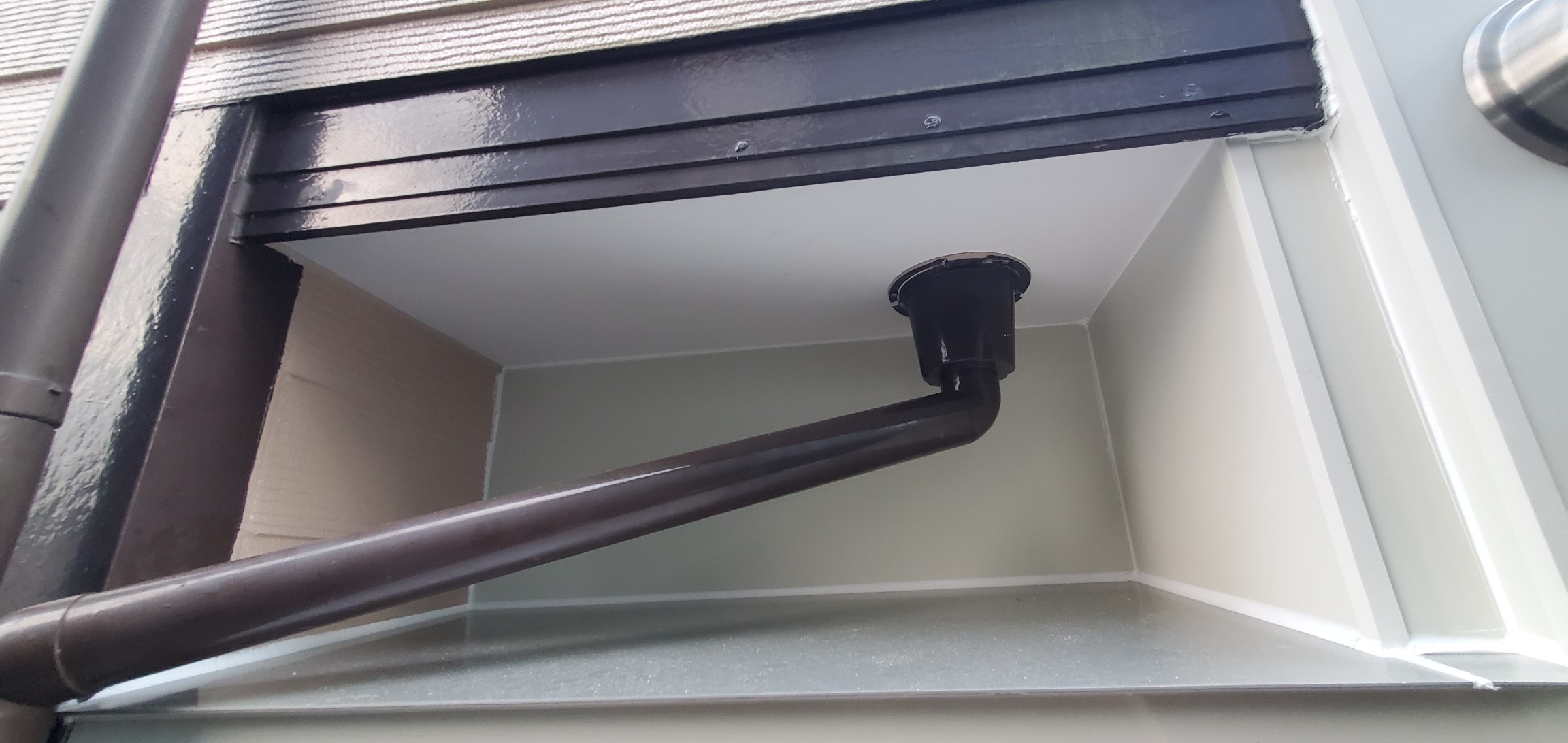 ベランダ下排水